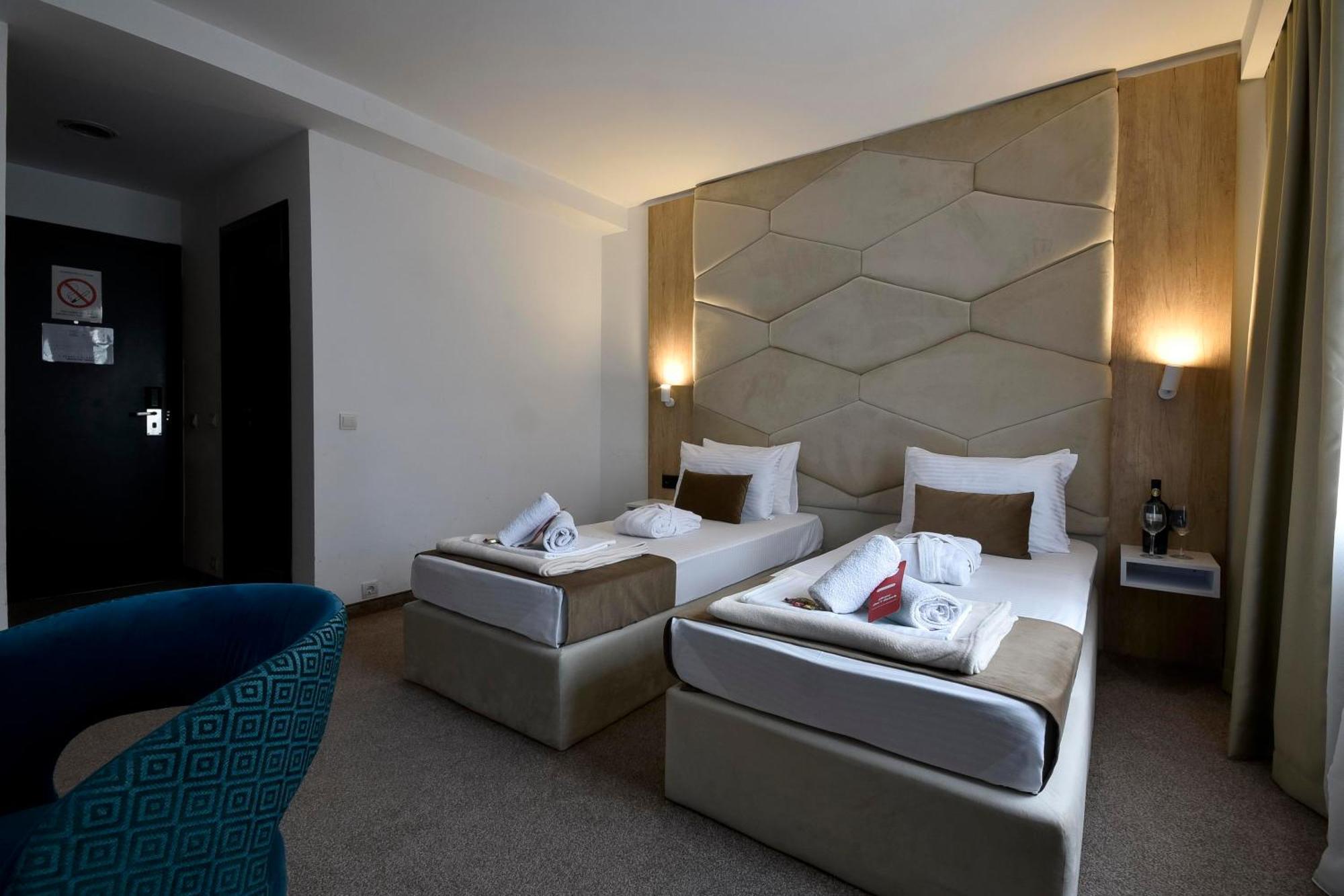 Hotel Sumadija Βελιγράδι Εξωτερικό φωτογραφία